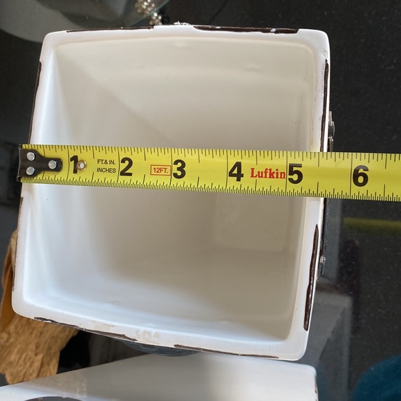 Contemporary flower vases - Picture 9 of 11